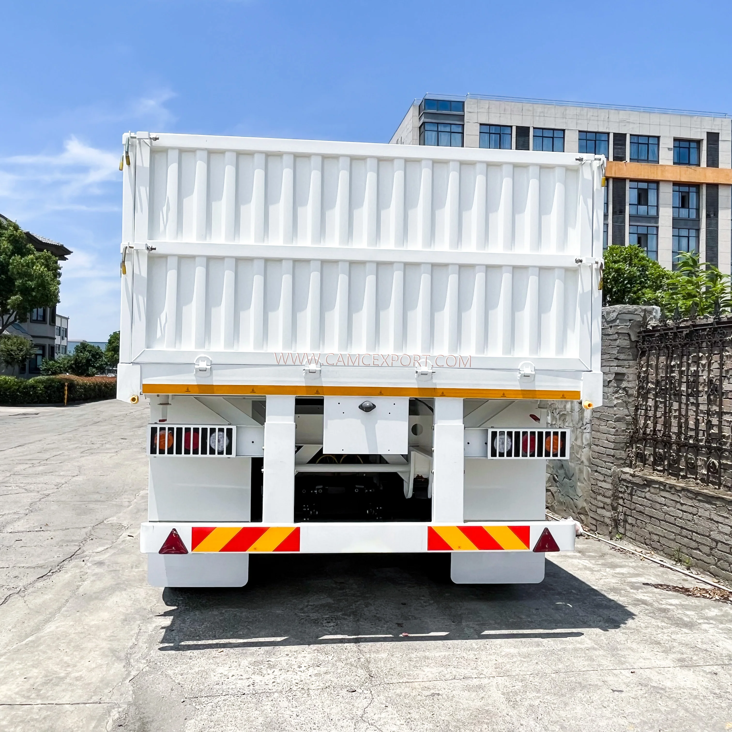 CAMC high-side fence cargo trucks weatherproof and long-distance journey van-type semi-trailer