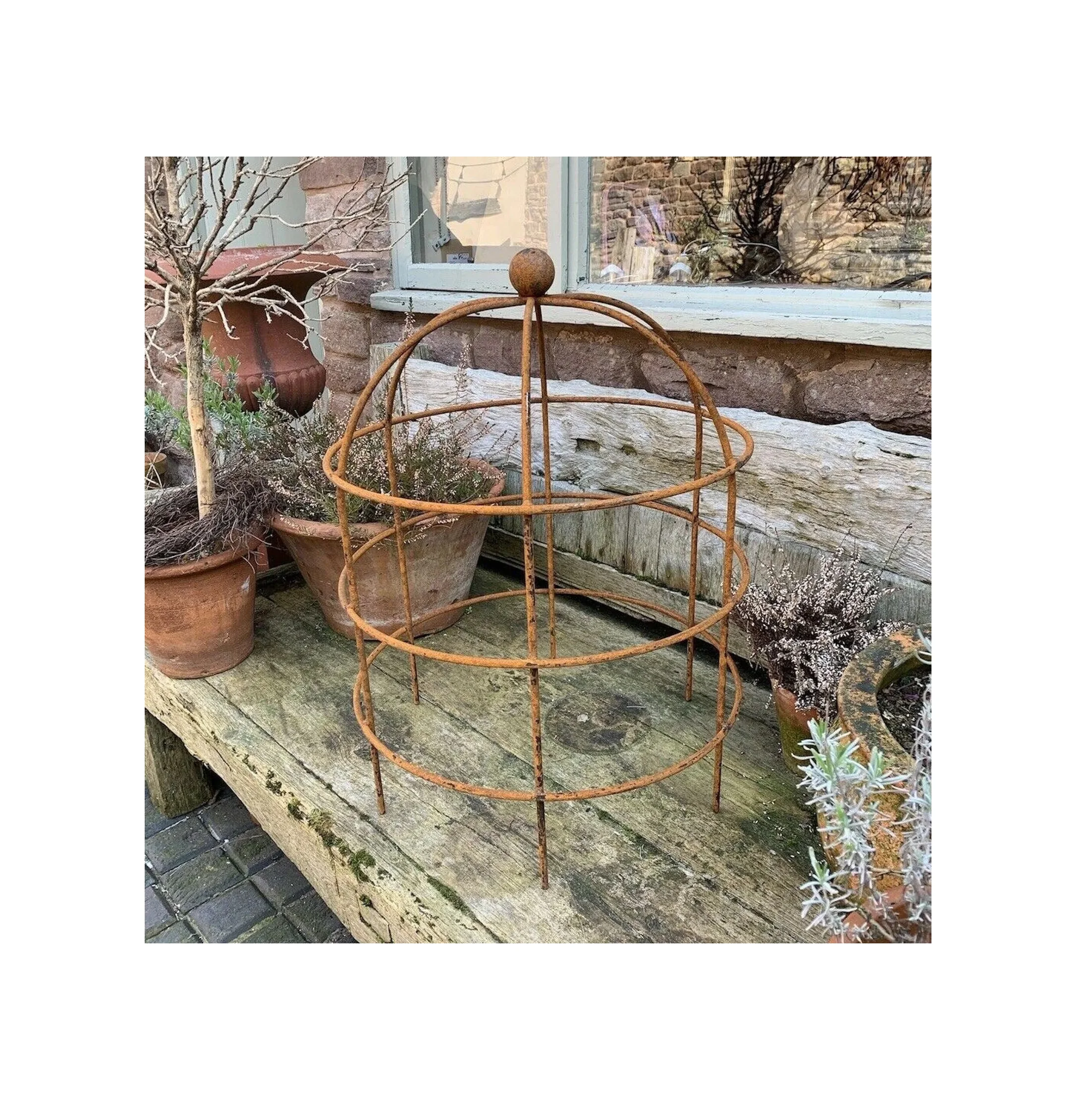 Wholesale Supply Hammered Metal Planter Protector for Home and Garden Decoration for Sale from Indian Supplier