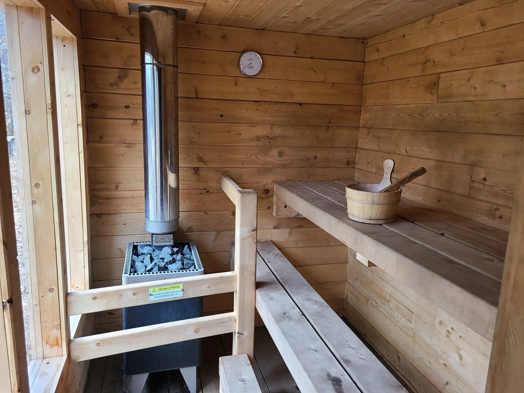 Portable Outdoor Wooden Sauna Mobile Travel Sauna Trailer Multifunctional Steam Bath Cabin on Wheels