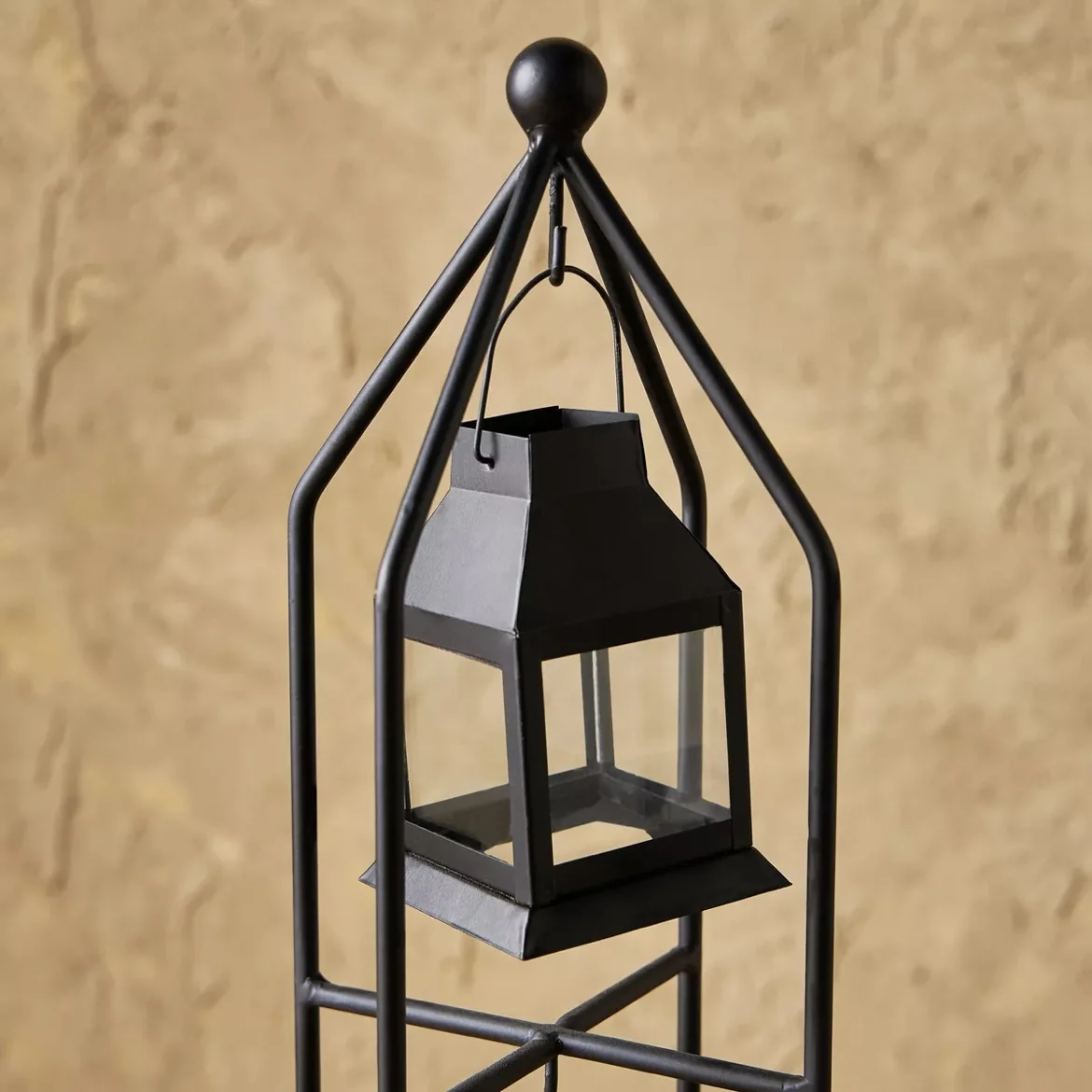 2025 Ramadan Decorations Lights Customized Black Metal Candle Moroccan Lanterns Home Decorative Hanging and Floor Lanterns