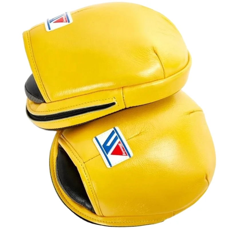 Custom Made Premium Quality Winning Focus Mitts Professional Training Curved Focus Pads OEM Customized Boxing Yellow Punch Mitts