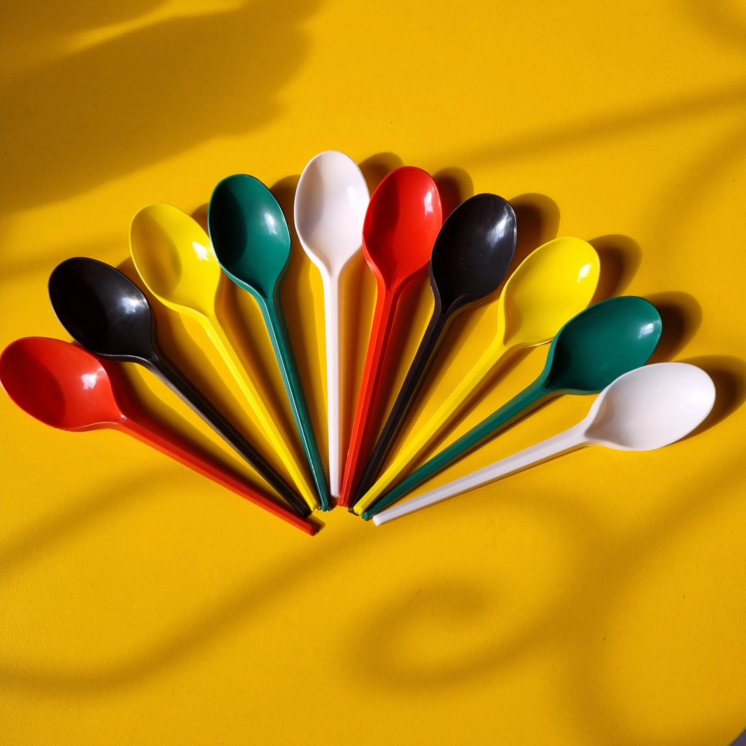 Фабрика во Вьетнаме, вес 3,4 г, длина 15 см, пластиковая ложка, одноразовая, для пикника, вечеринки, Лидер продаж, 2024