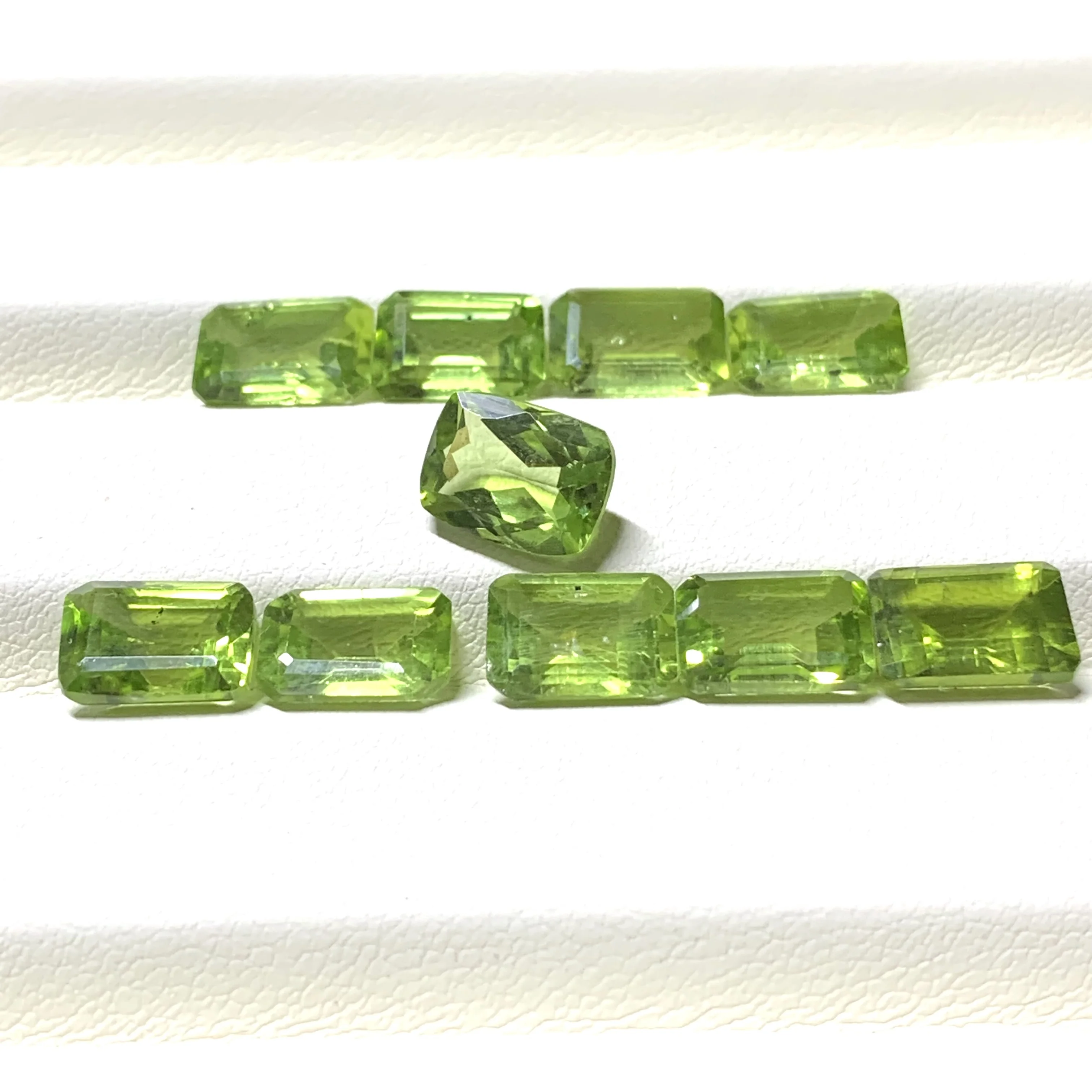 Green Peridot High Polish Octagon Shape 7x9mm Size High Quality Loose Gemstone Faceted Stones Natural Peridot
