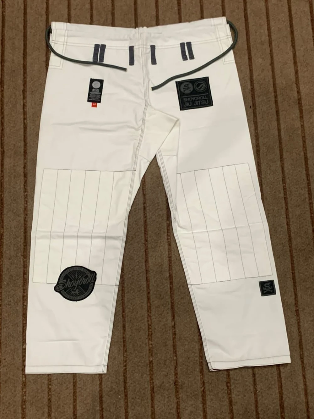 Wholesale Custom Made Bjj Gi Shoyoroll Cut Batch 51 Rebel Japan Bjj Uniform 450 Gsm Pearl Wave White Adult Kimono Uniform Gi