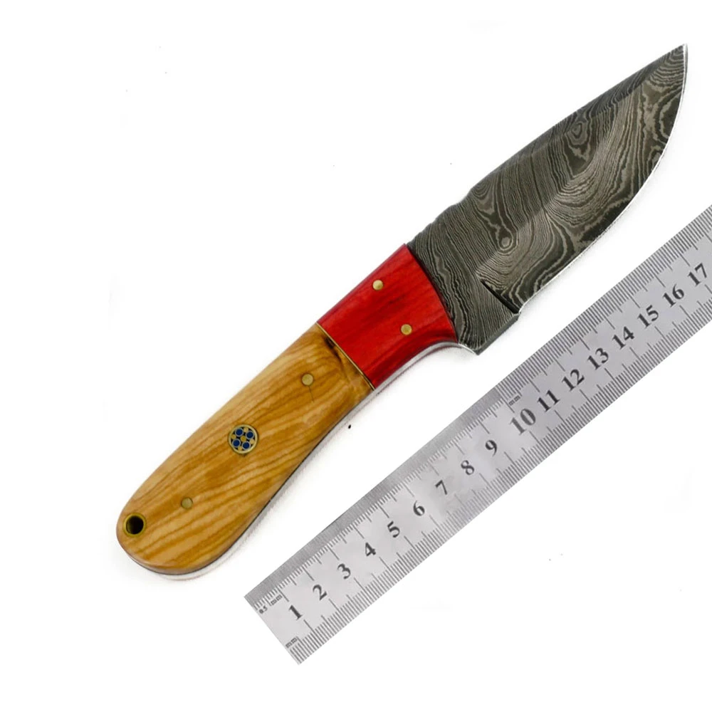 Unique New Design Custom made  Handmade Damascus Steel Hunting Survival Knife Full Tang Fixed Blade Resin Handle Skinner Knife