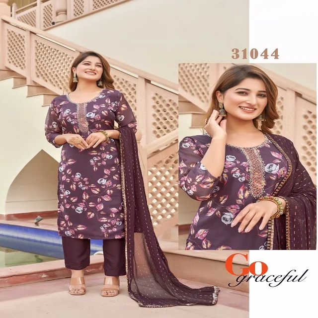 Modern Style Roman Print Work Kurtis Indian Salwar Kameez Suit with Embroidery Work for Daily and Office Wear for Women