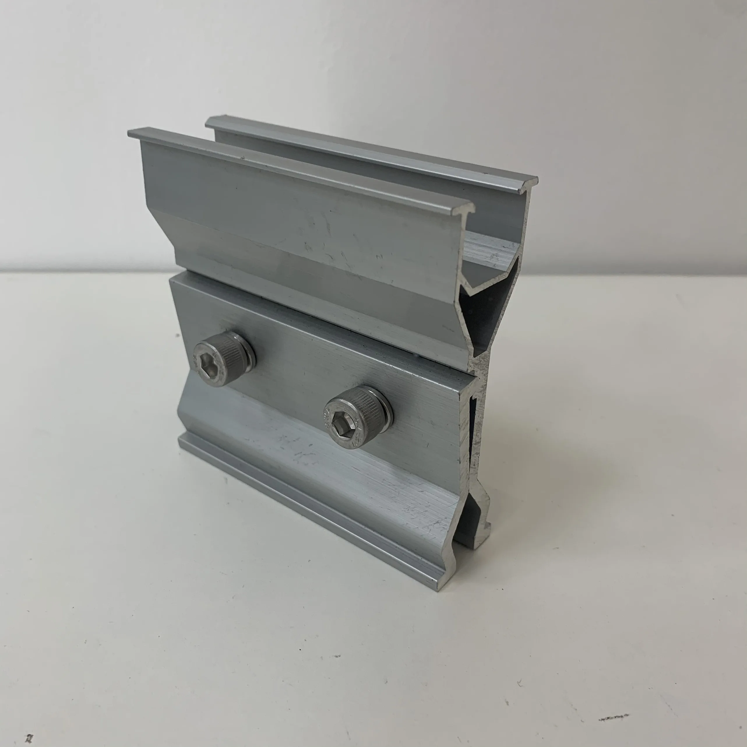 High Quality  Roof Solar System Mini Rail Solar Mounting Brackets Made In Vietnam Factory Price