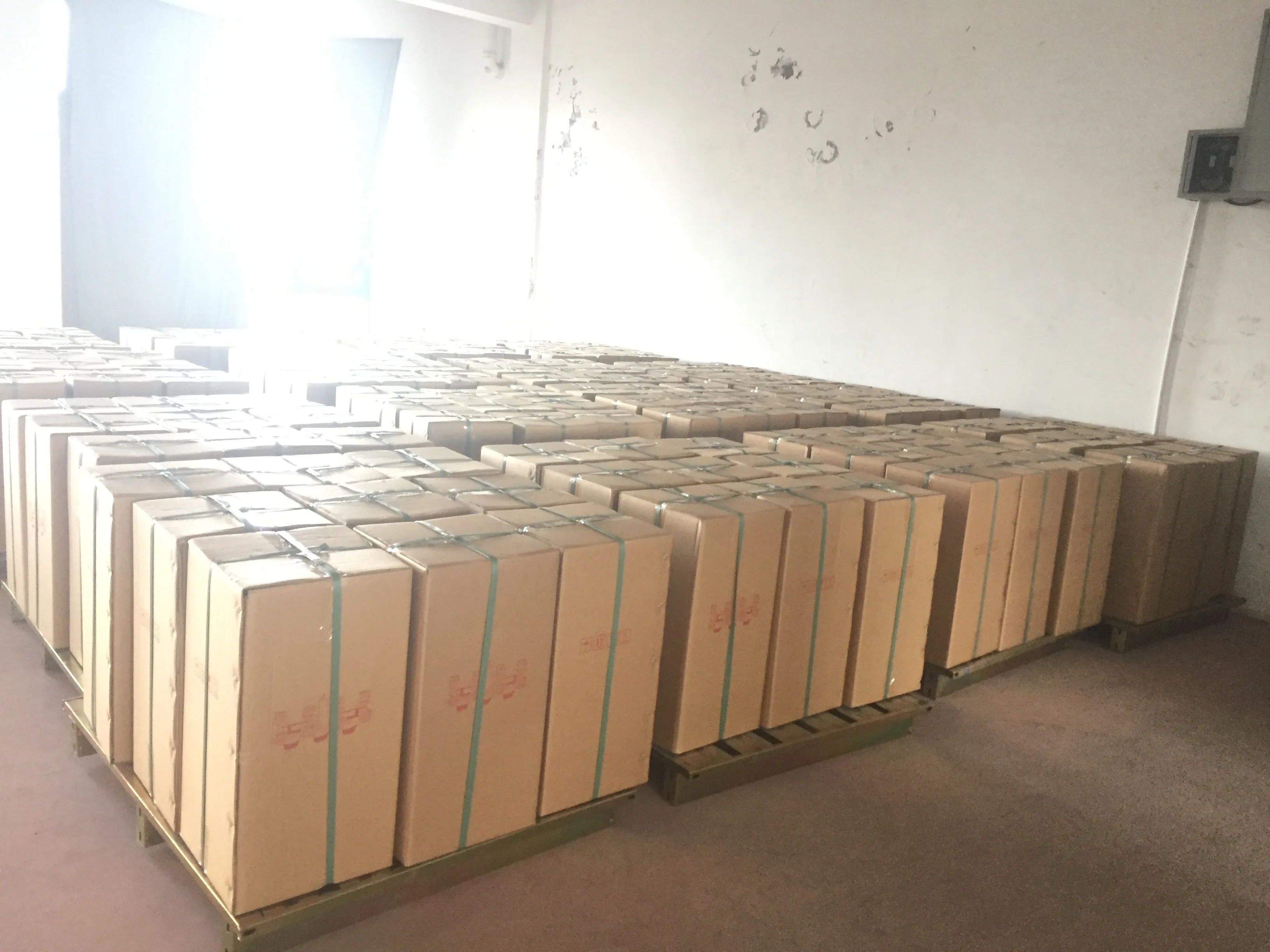 professional  wenling manufacturer  for fish shrimp pond 1/2/3HP paddle wheel aerator in fish shrimp pond