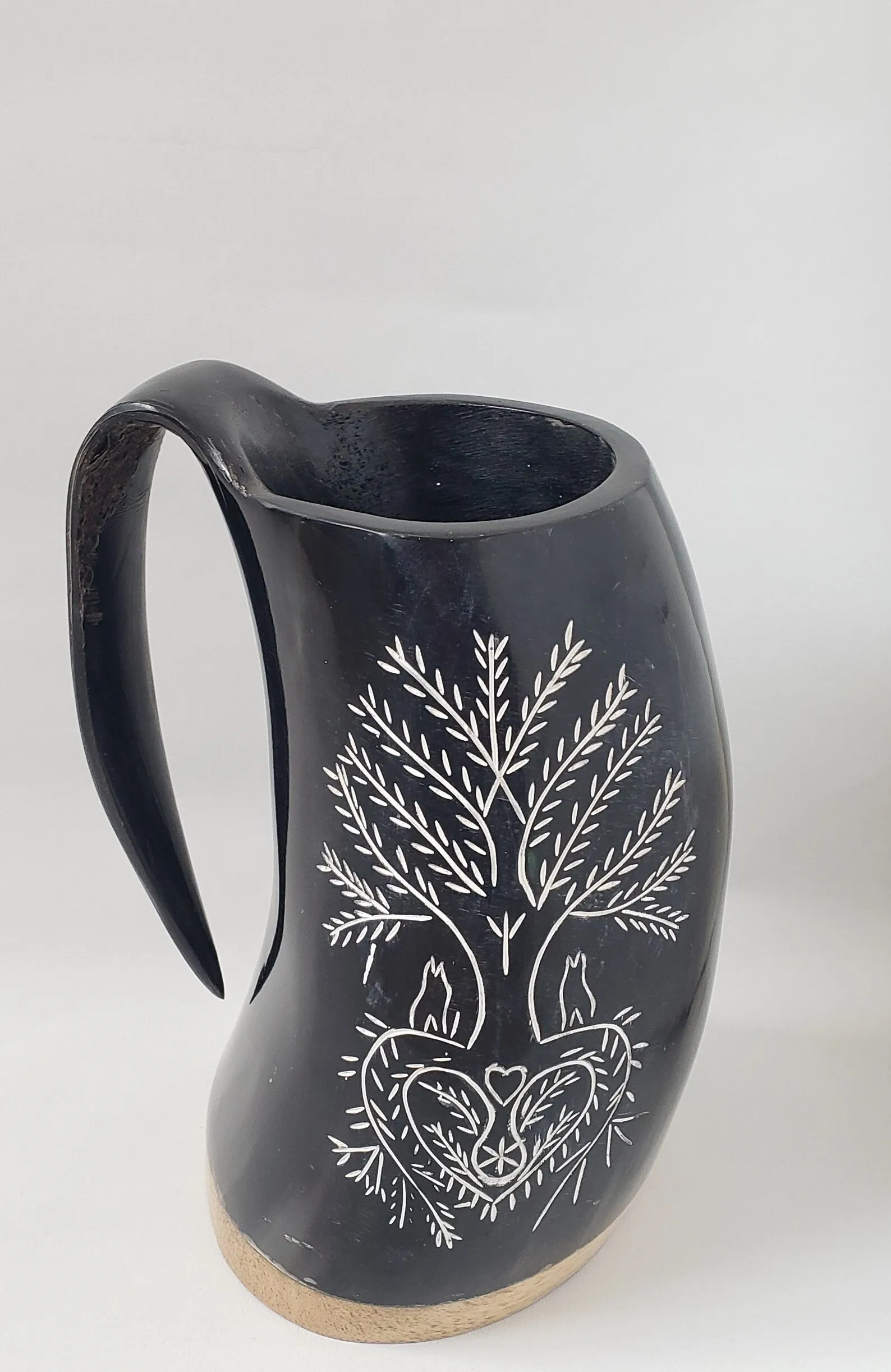 Large Exclusive Viking Tree Life Heart Roots Wolves Design Natural Craft Horn Mug Tankard for Birthday Christmas Decorative
