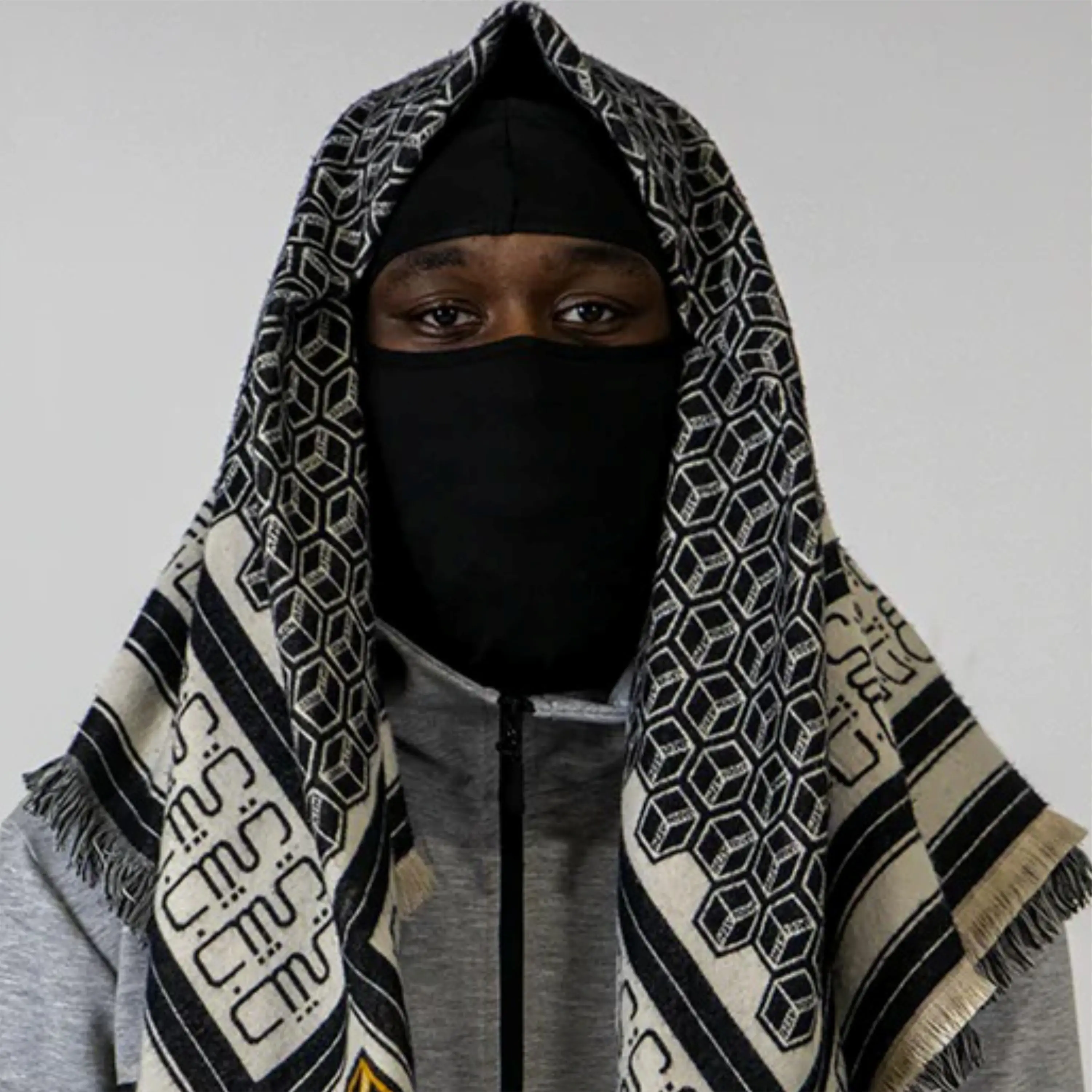 High-Quality Traditional Woven Keffiyeh - Authentic Middle Eastern Scarf - Perfect for Men and Women - Ideal for All Seasons
