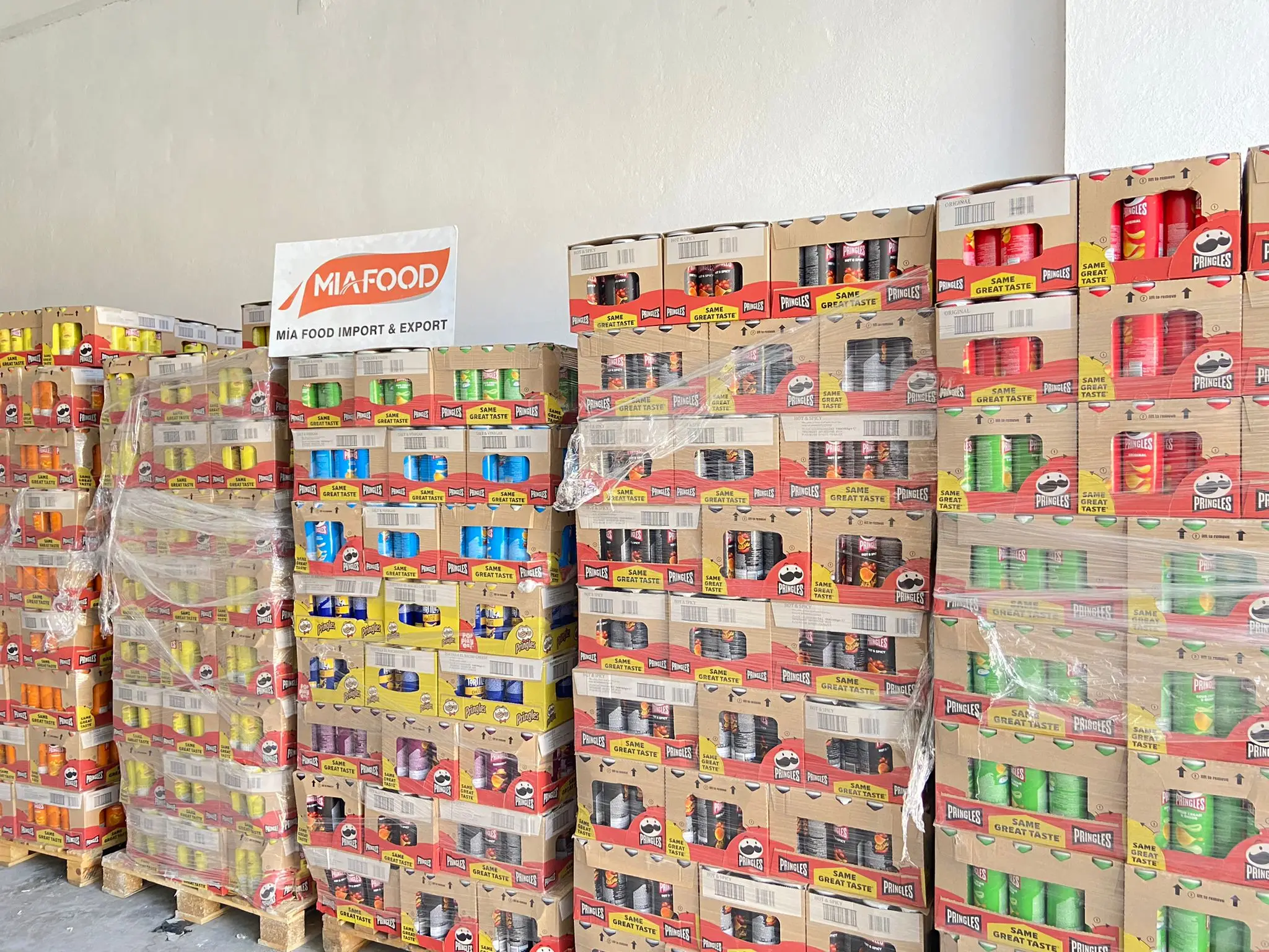 Оригинальный бренд Pringle, 19 шт. x 160 г картофельные чипсы со вкусом огненного Чили, свежий запас и новая дата