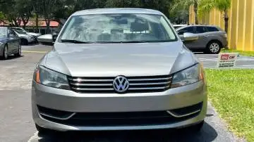 Б/у 2012 Volkswagen Pas-sat SE 2 5