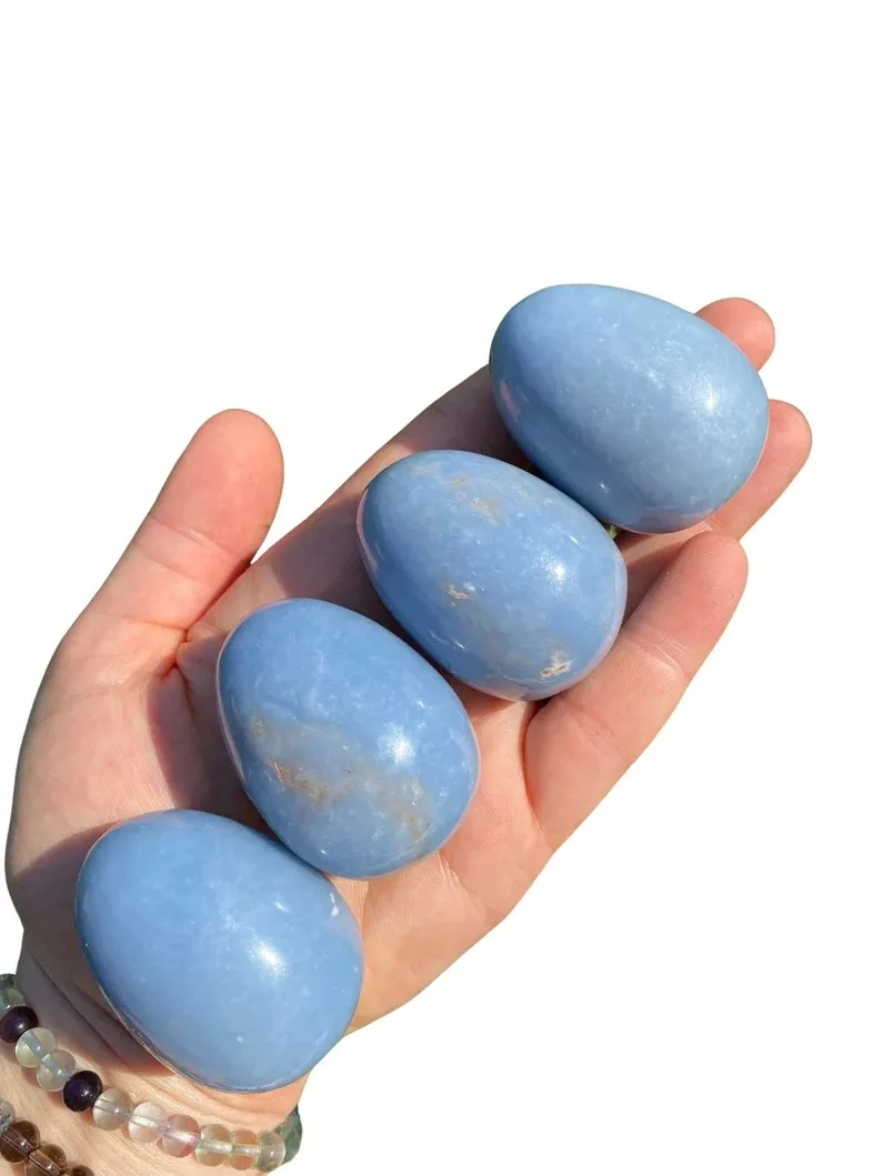 High Quality Angelite Egg Agate Quartz Healing Crystal Eggs Natural Stone Yoni Eggs Figurine Decorative Carved Stone Folk Art