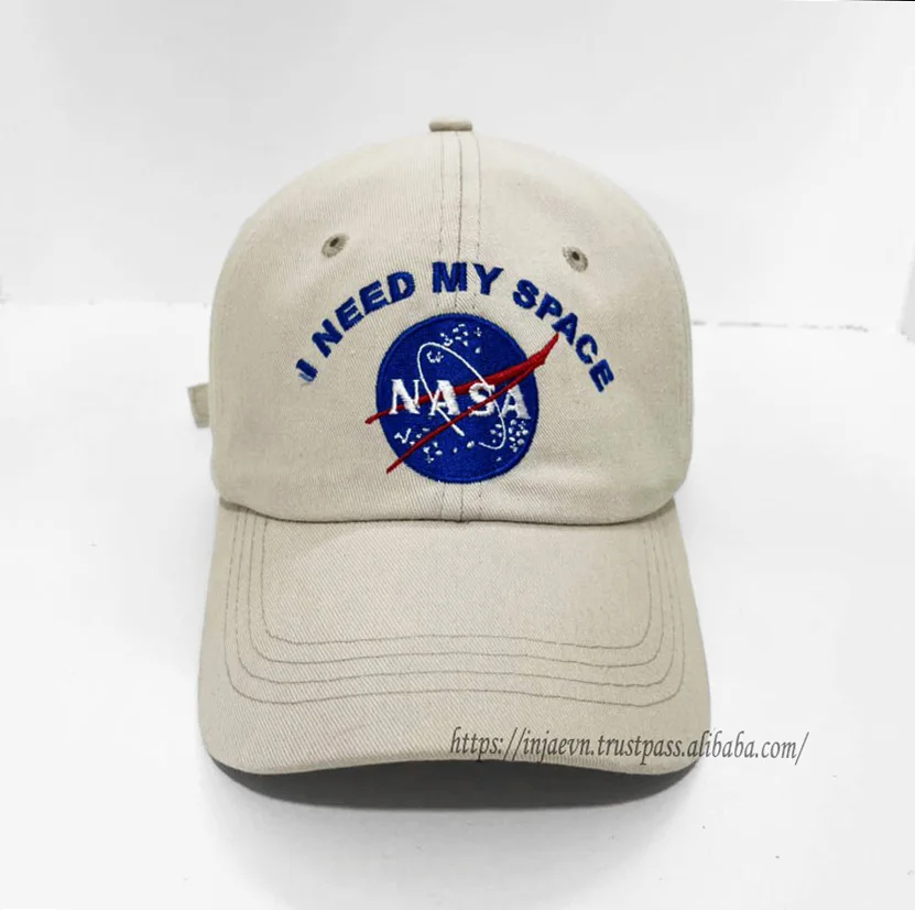 I Need My Space Embroidered Custom Logo Baseball Hats Curved Brim Sport Cap Hot Selling Adult Headwear Men Women Gift Dad Hat