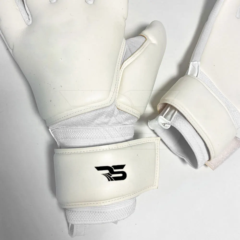 Top Fashion Goal Keeper Gloves for Sale Custom Made Goal Keeper Gloves Different Color Gym Goal Keeper Gloves