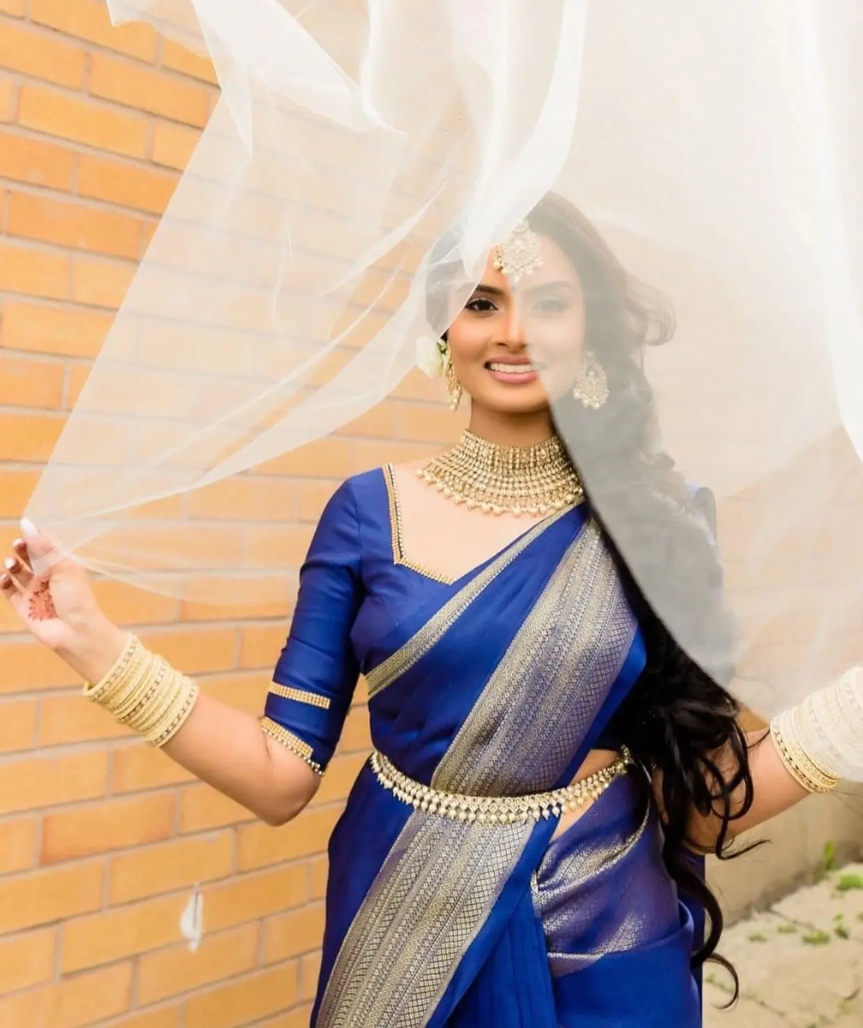 Новинка модная одежда для вечеринки Шелковое Сари с блузкой индийская Женская сари низкая цена оптовая продажа сурат