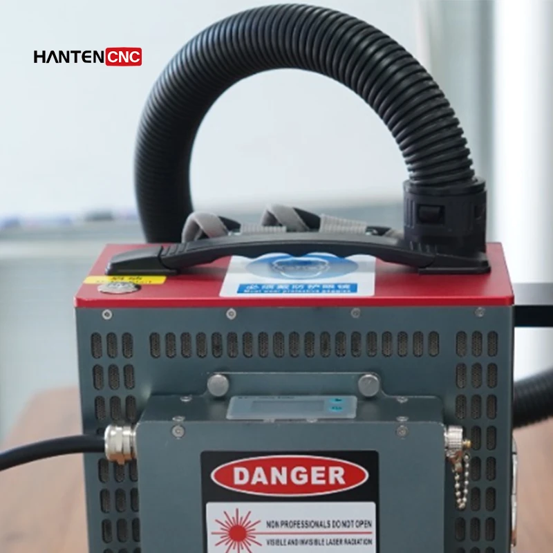 Air Cooled Backpack Laser Cleaning Machine Price 50W 100W 200W Pulse Laser Rust Removal Machine