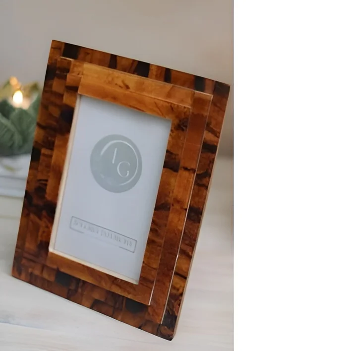 Export Quality Amazing Look Modern Photo Frame Mango Wood Bone Resin Picture Frame For Home Hotel Office Table Top Decoration