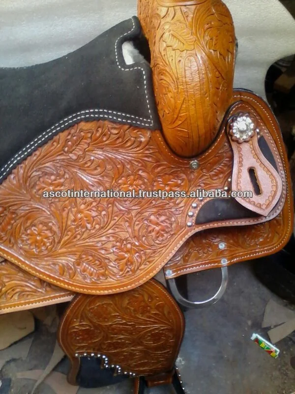 Custom Genuine Leather Dressage western Horse Saddle Beautiful carving outdoor sports horse racing equestrian all seasonal