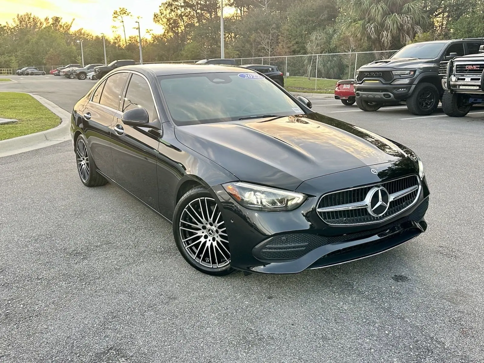 Used 2022 Mercedes-Ben_z C 300