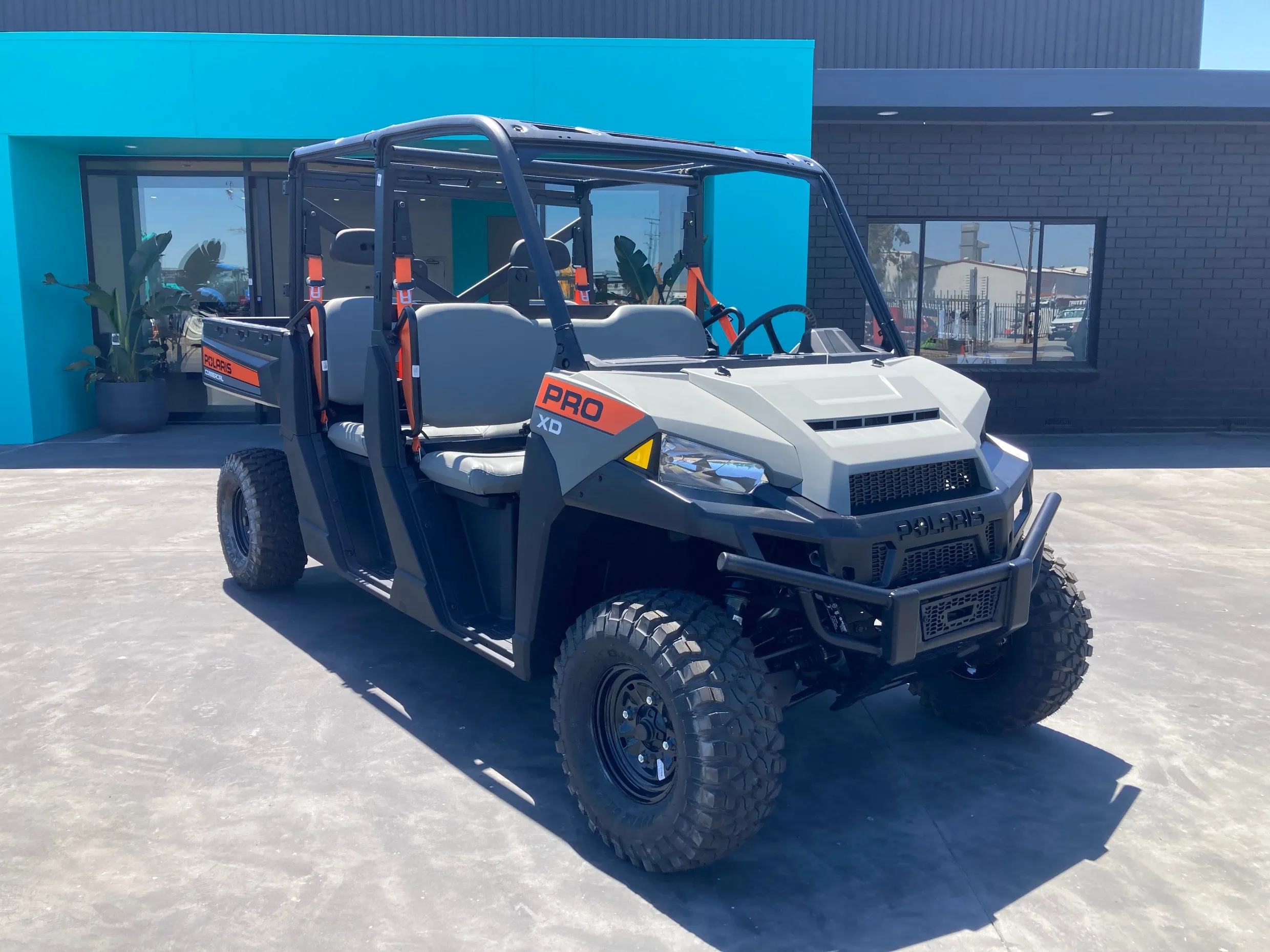Совершенно новая модель 2023 Polaris Pro XD полноразмерный 4000 газовый Экипаж ATV UTV Оригинальное чистое название включая гарантию