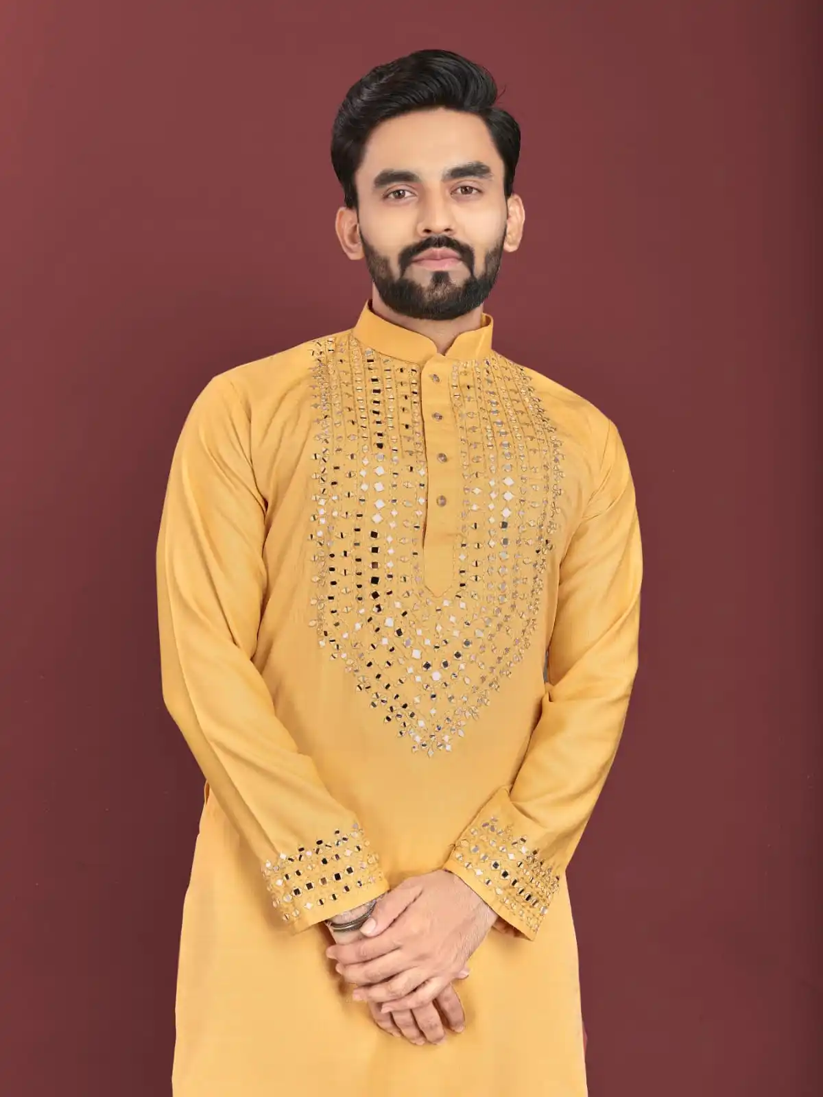 INDIAN MEN KURTA PAJAMA WITH REAL MIRROR HANDWORK DESIGN ON NECK & SLEEVE