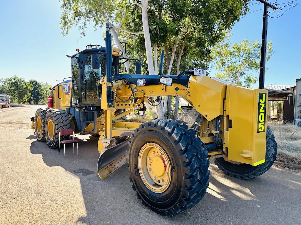 BRAND New Cat 140 motor grader used Caterpillar motor grader in high quality original for Sales