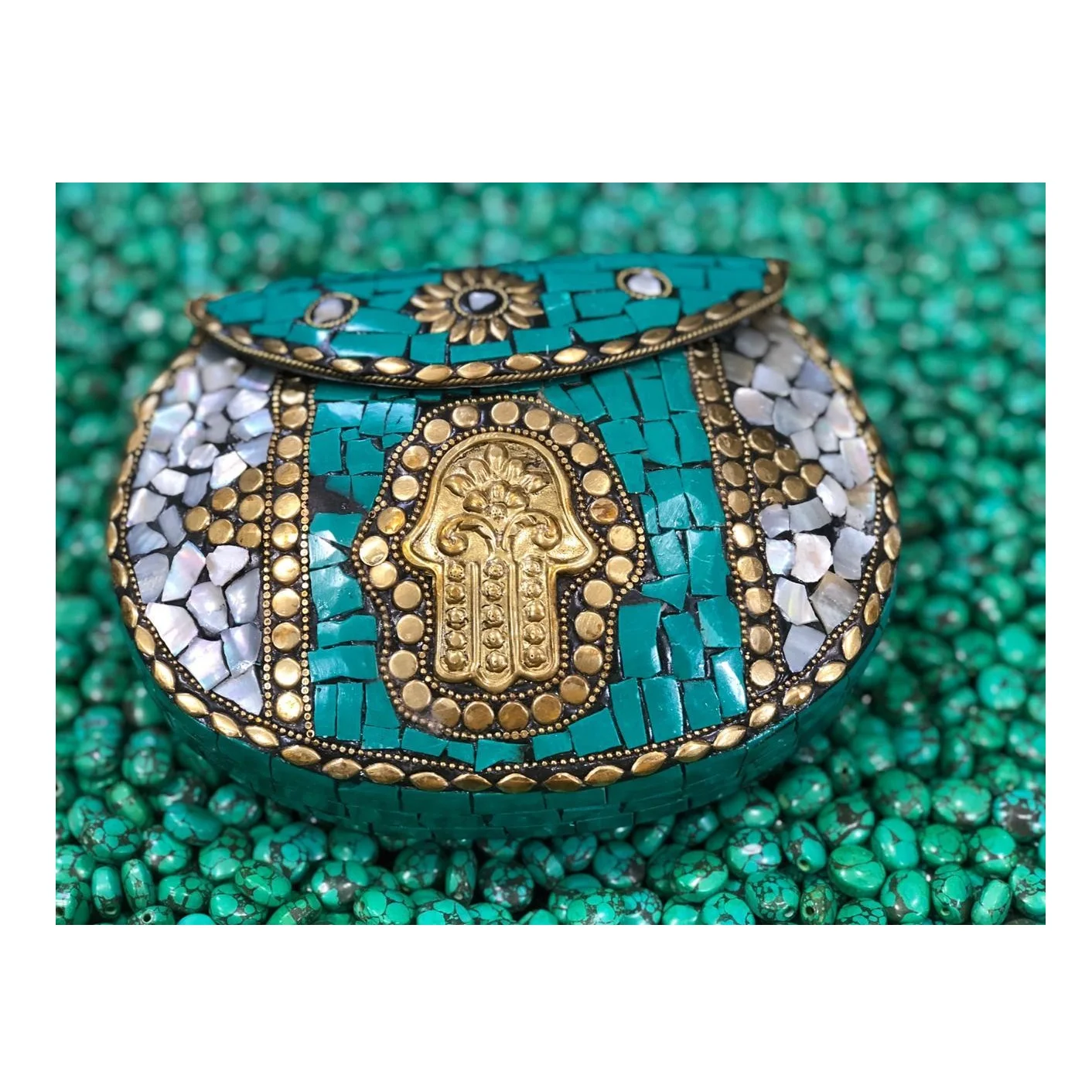 Indian Supplier Sleek and Stylish Metal Clutch Perfect for Evening Events and Parties Available at Wholesale Price