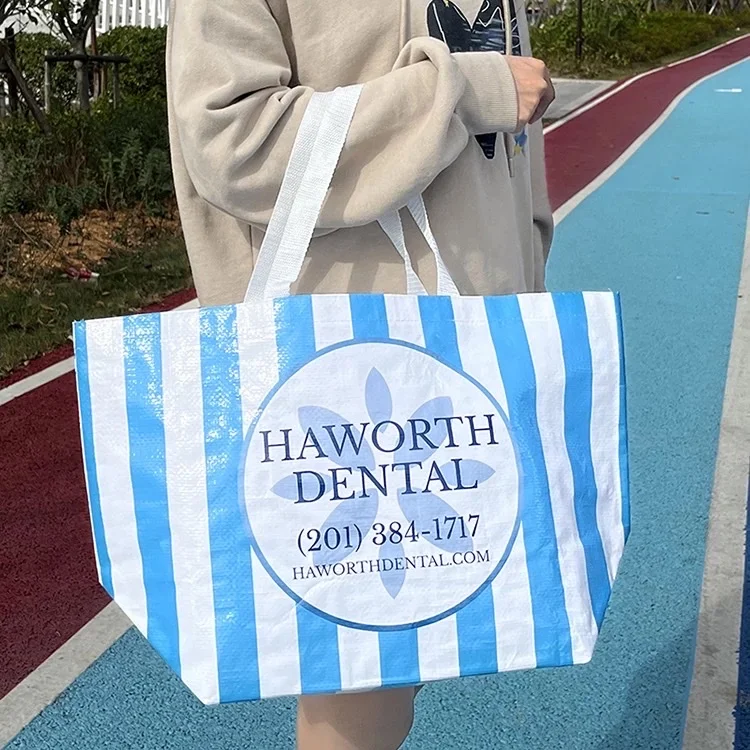 Durable Material Large Capacity Embroidered Handles PP Woven Boat Shape Bag With Waterproof Lamination Small Size
