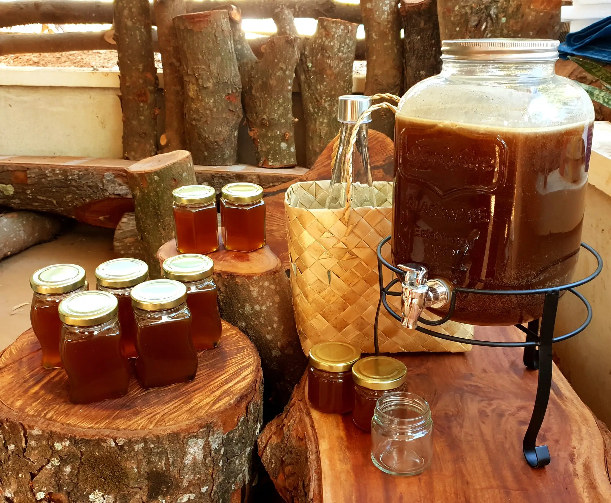 Wholesale High Quality Best Choice Natural Raw Honey Certified Premium Pure New Raw Bee Product Honey