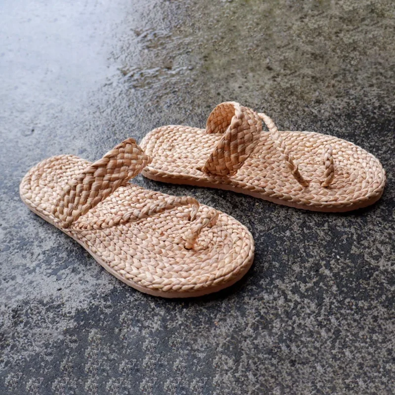 Hot Sale Summer women lady style natural woven sole straw slippers water hyacinth sandals Vietnam Manufacturer