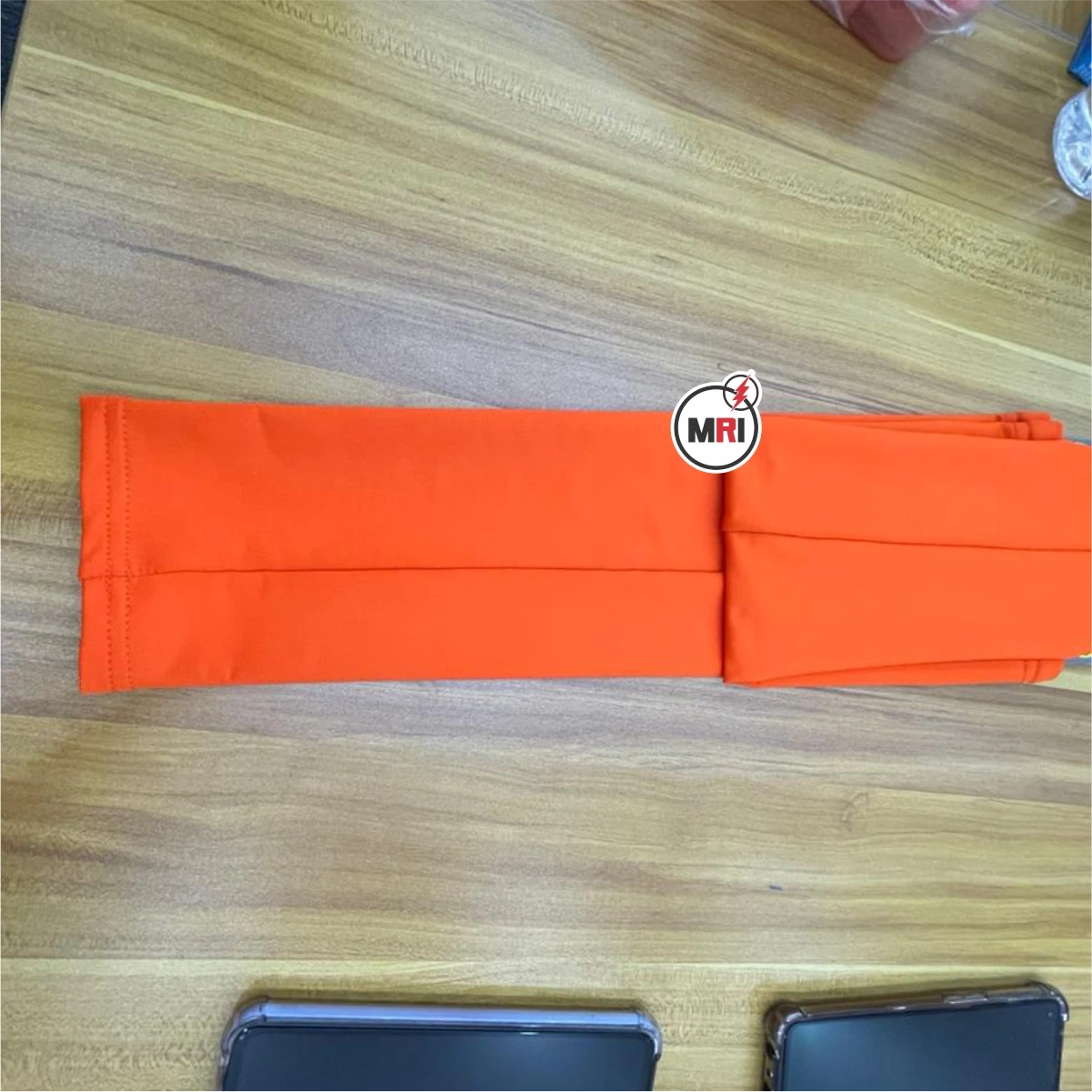 Summer Sleeves UV UPF50+ Protection Ice Silk Cooling Sleeves Arm and Hand Sleeves for Sports