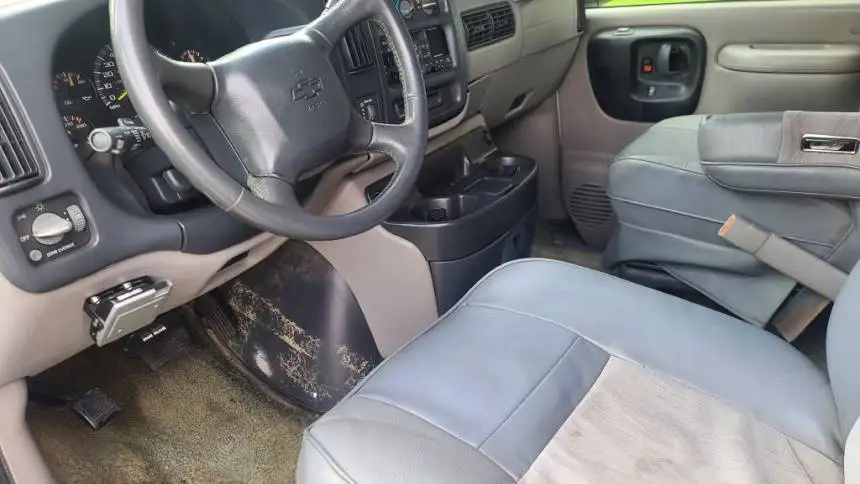 Quality Used/New 1998 Chevrulet Chevy Cargo Van 1500 135 For Sale