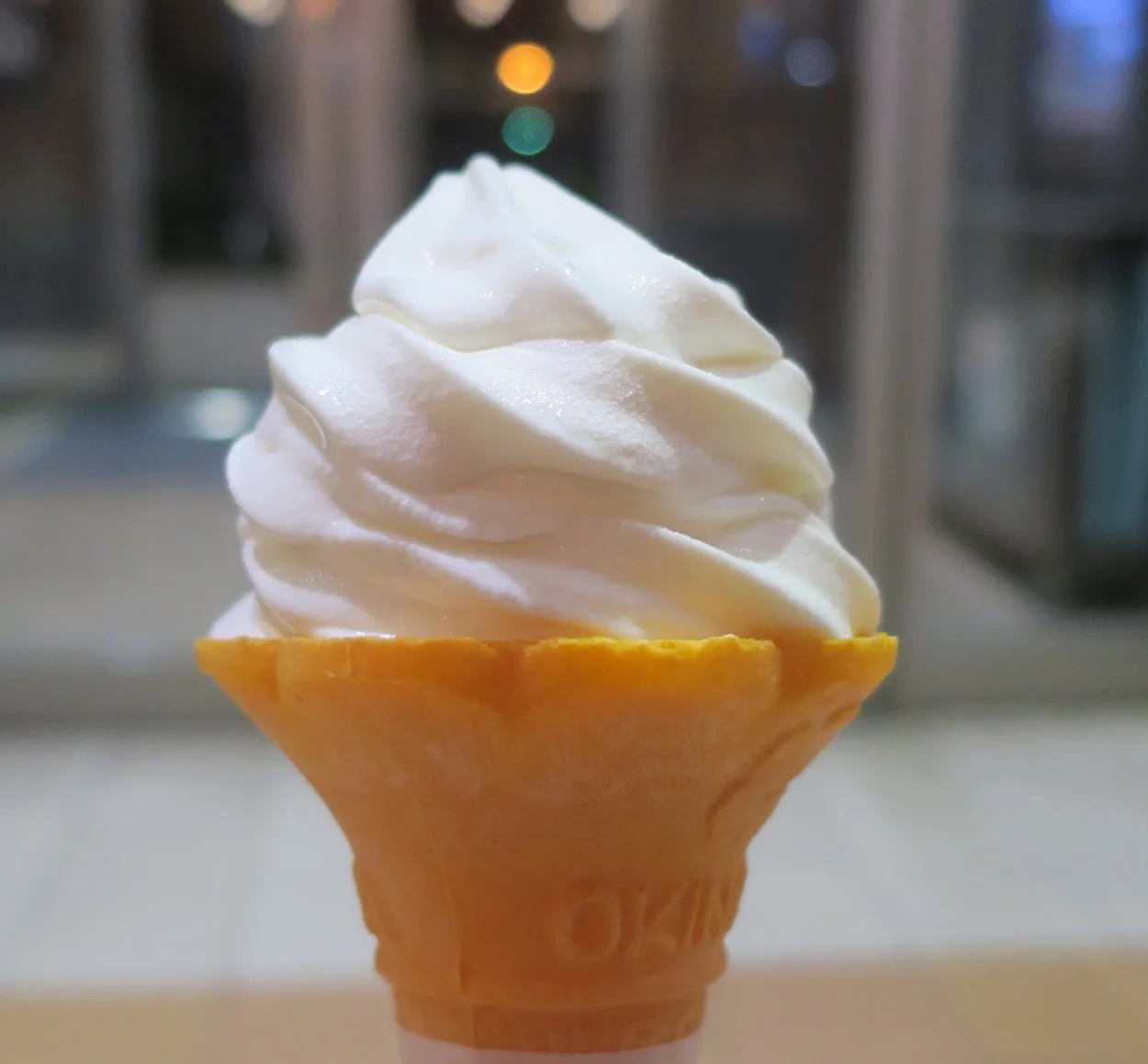 Заводская поставка, мягкое обслуживание, молочные продукты Kyoho, виноградное высокое качество (FI007), мороженое Lotte Kyoho с упаковкой в коробку