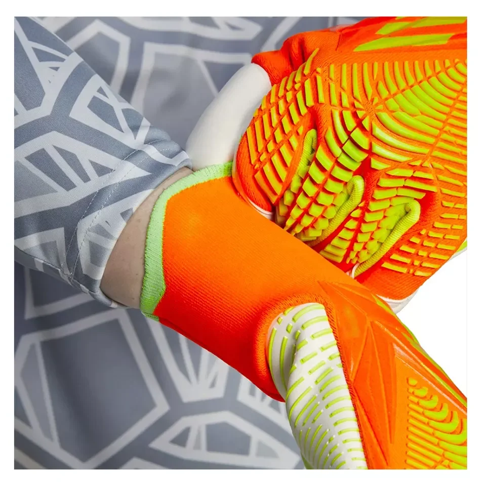 High Quality Antiskid Football Soccer Receiver Gloves Custom Design Your Own Football Keeper Goalkeeper Gloves