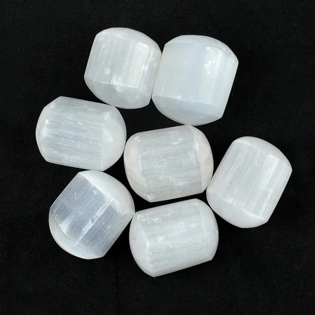 Latest 2023 High Quality Selenite  Tumbled Wholesale Gemstone Healing Crystal Tumble stone for Grounding and Meditation