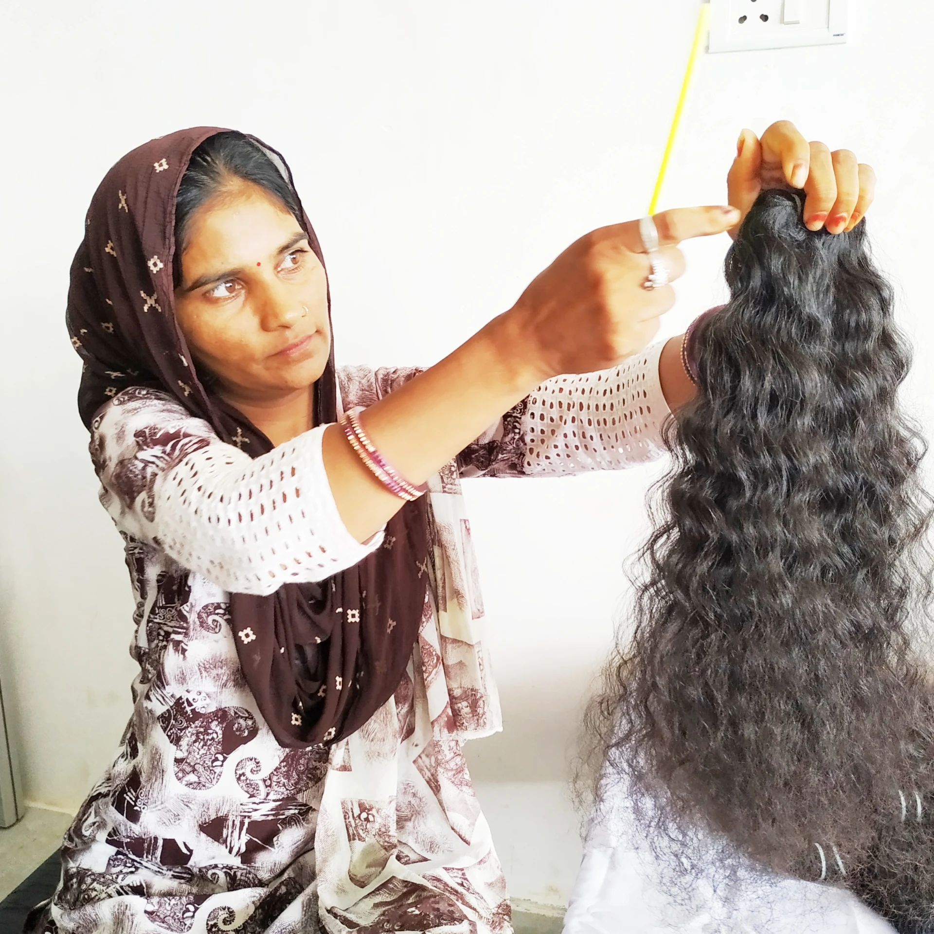 Raw virgin human hair natural Curly Bundles Raw Unprocessed hair extensions Malaysian Human Hair Weaving