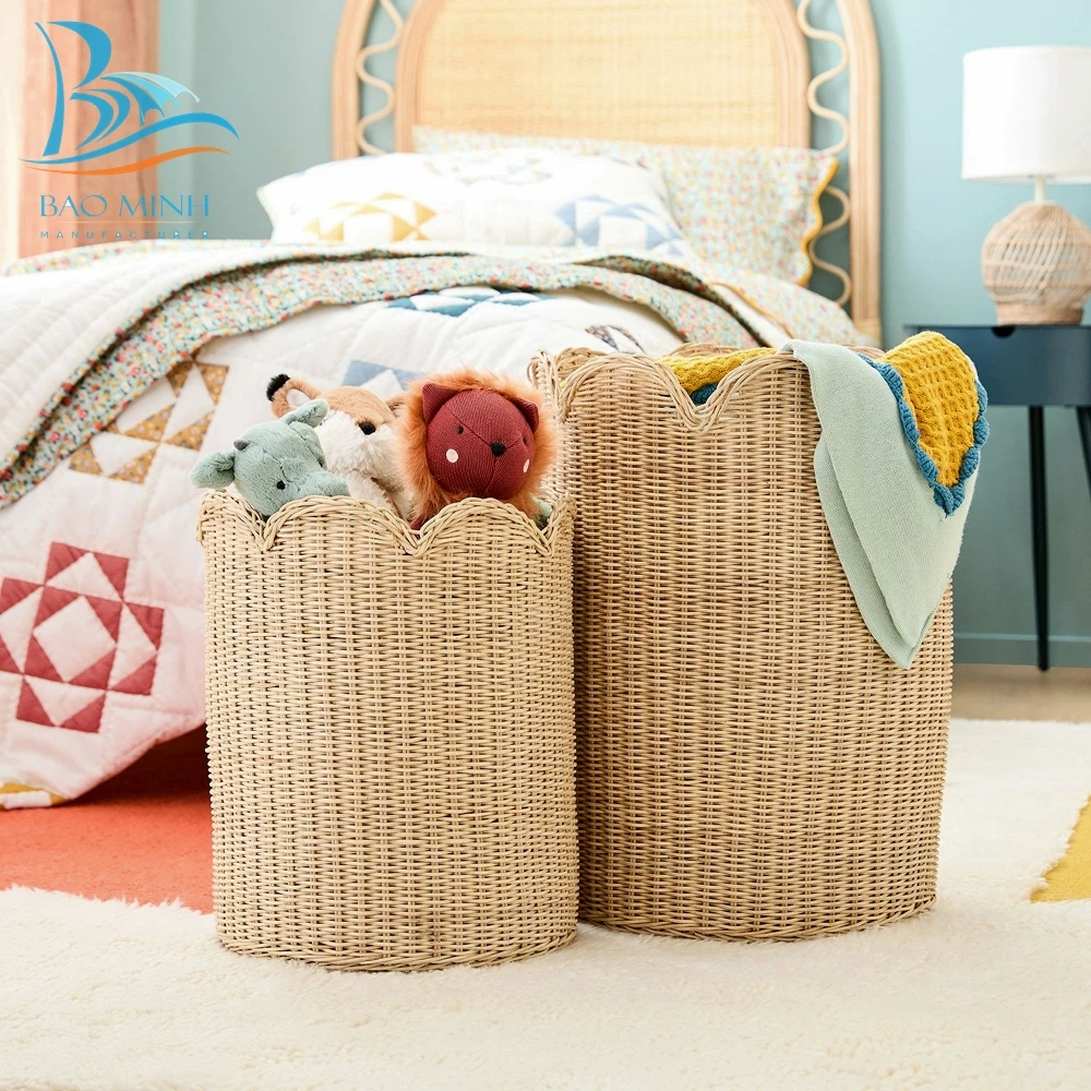 NEW DESIGN 2023 Lovely Round Handwoven Scallop Rattan Toy Basket For Kid Room Storage and Decoration