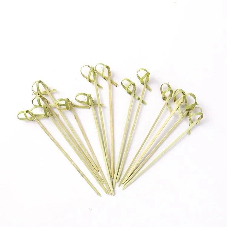 Best Selling round bamboo sticks skewers bamboo skewer with pointed tip Wholesale Bamboo Skewers at cheap price from Vietnam