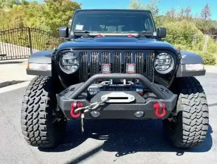 Used Unlimited Gladiator wrangler Rubicon Sahara Jeep Truck