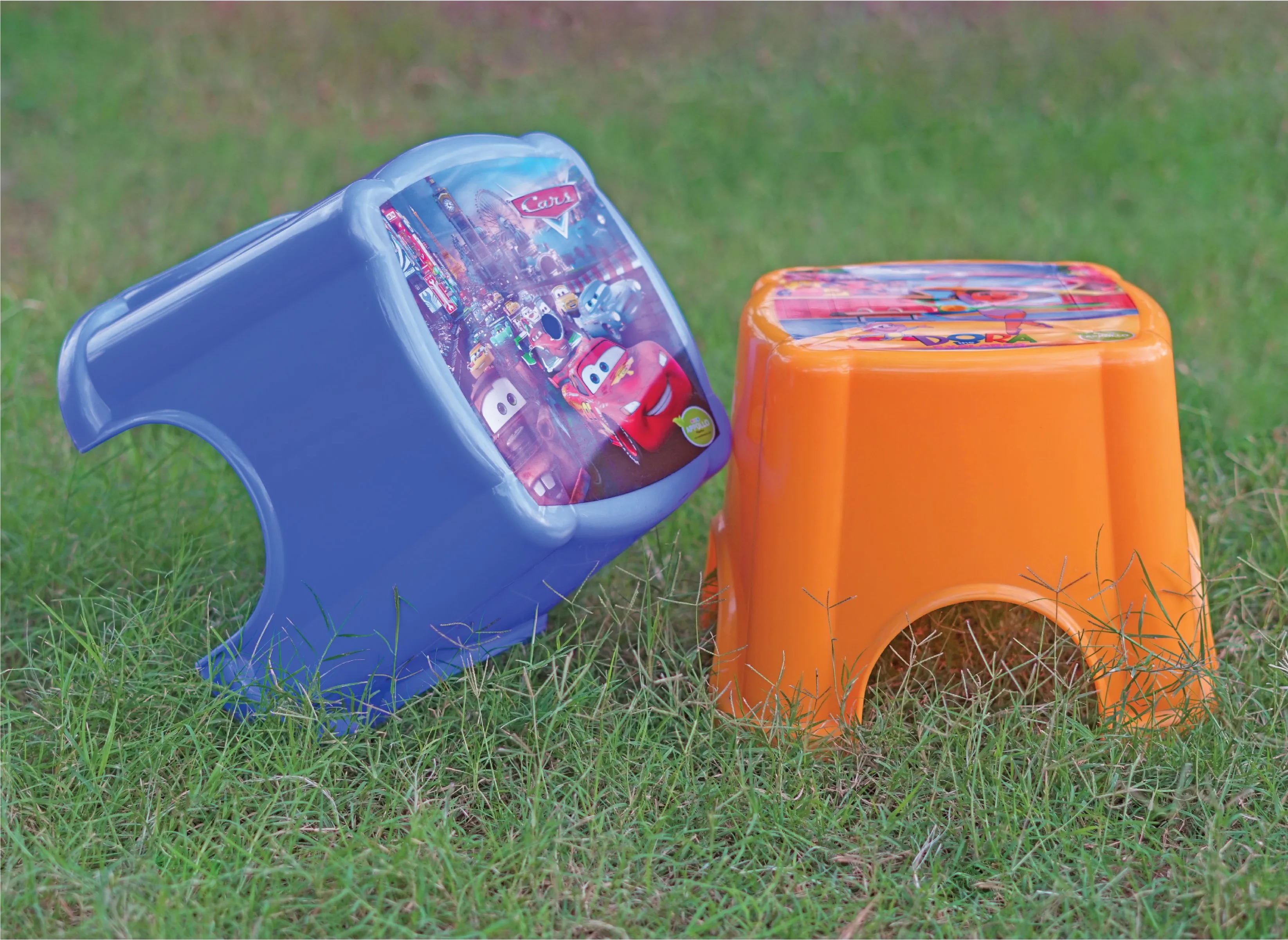 Plastic Kids Stool Strong Material Stackable Chairs With Assorted Colors For Children