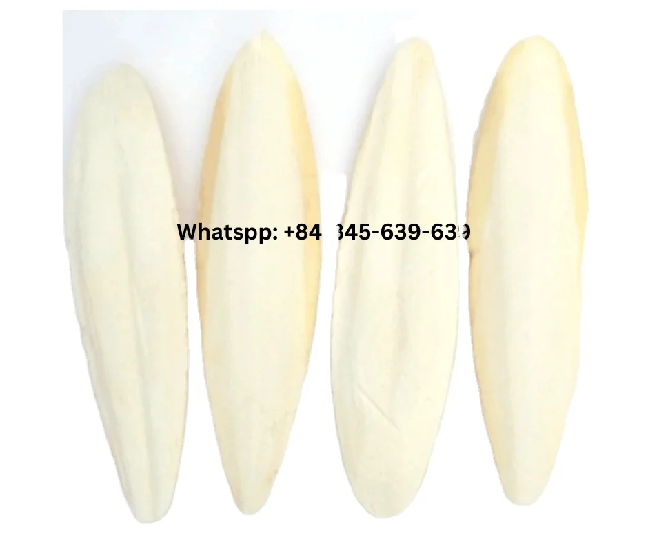 Natural Cuttlefish Bone Essential Calcium for Birds and Reptiles/ Premium-grade cuttlefish bone for calcium supplementation.