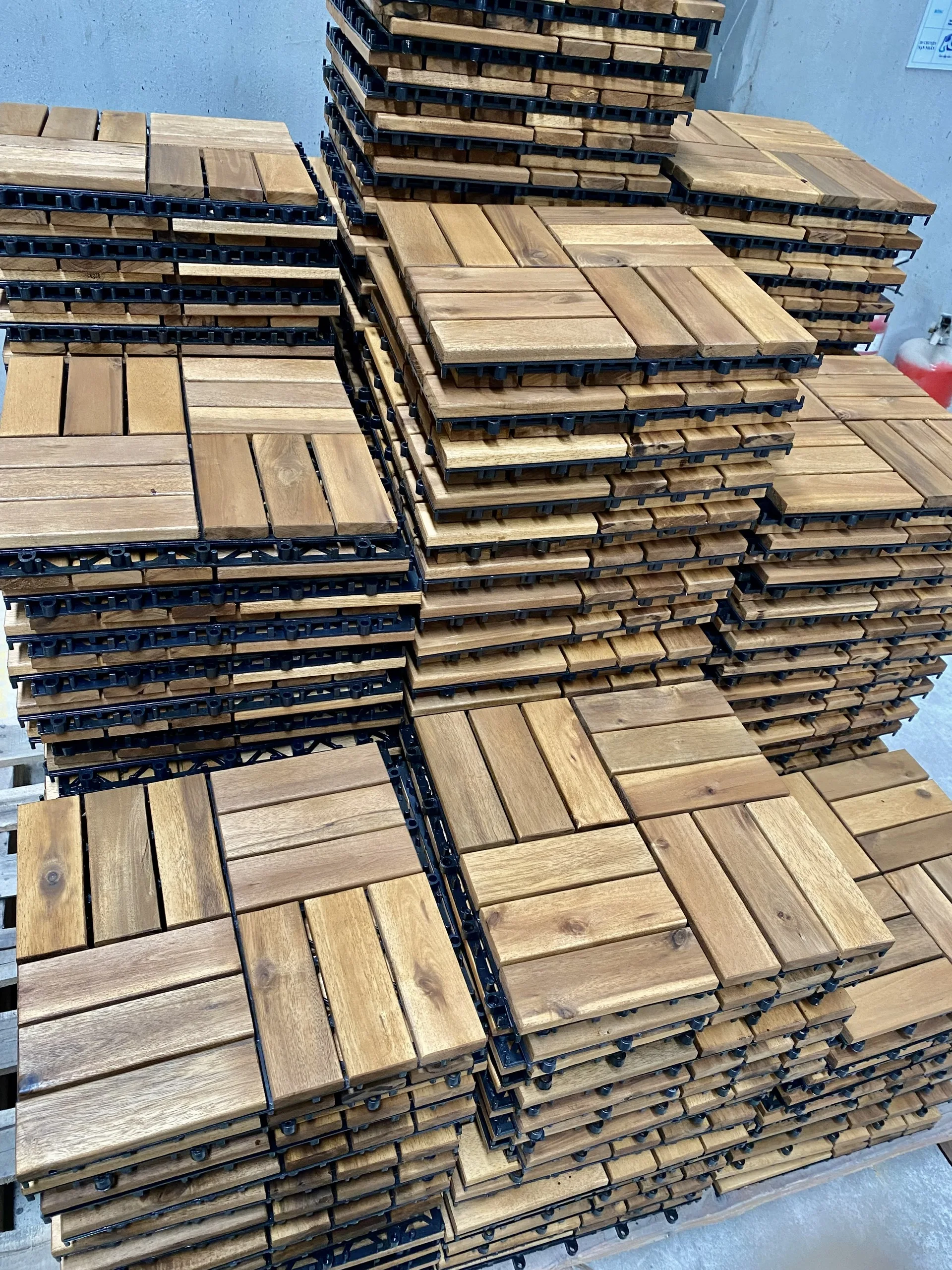 Acacia Interlocking Hardwood Floor Tiles Wood Floor Tiles For Courtyard And Deck Use Outdoor