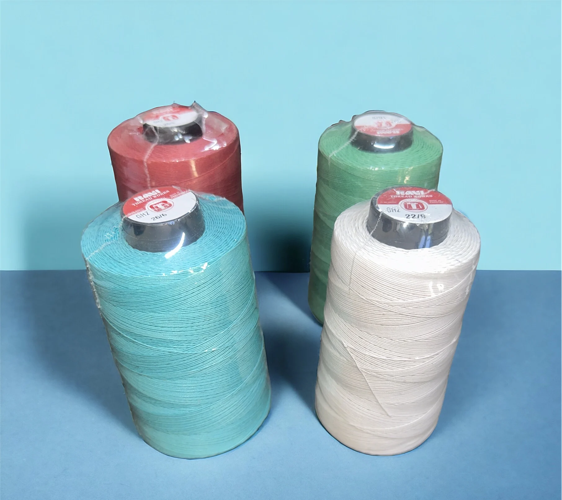 High Quality 22/9 Custom Color 100% Glazed  Sewing Thread