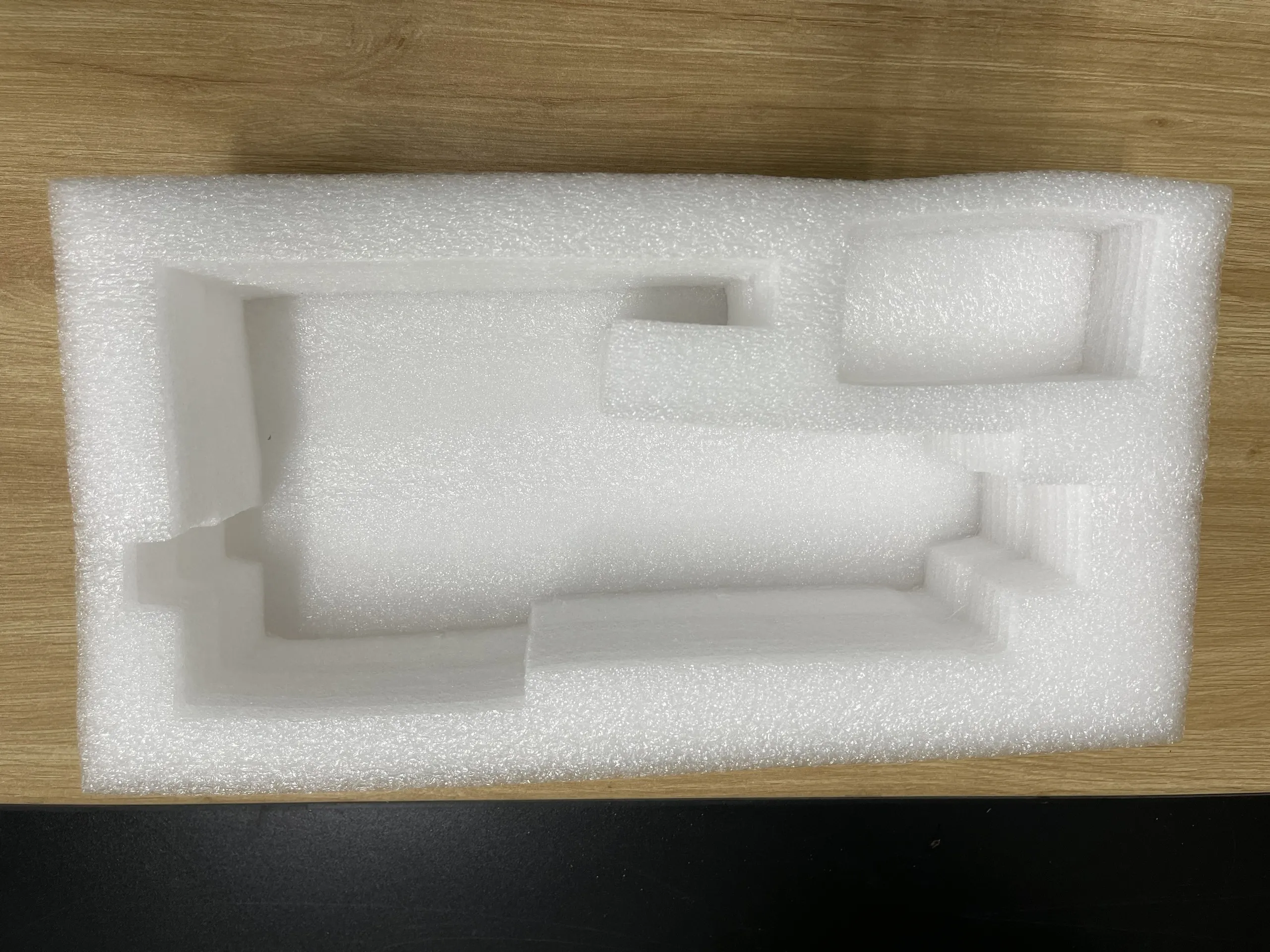 Direct Factory Sale Customizable EVA Foam Tray for Packaging Made in Vietnam Quality EPE Foam Material