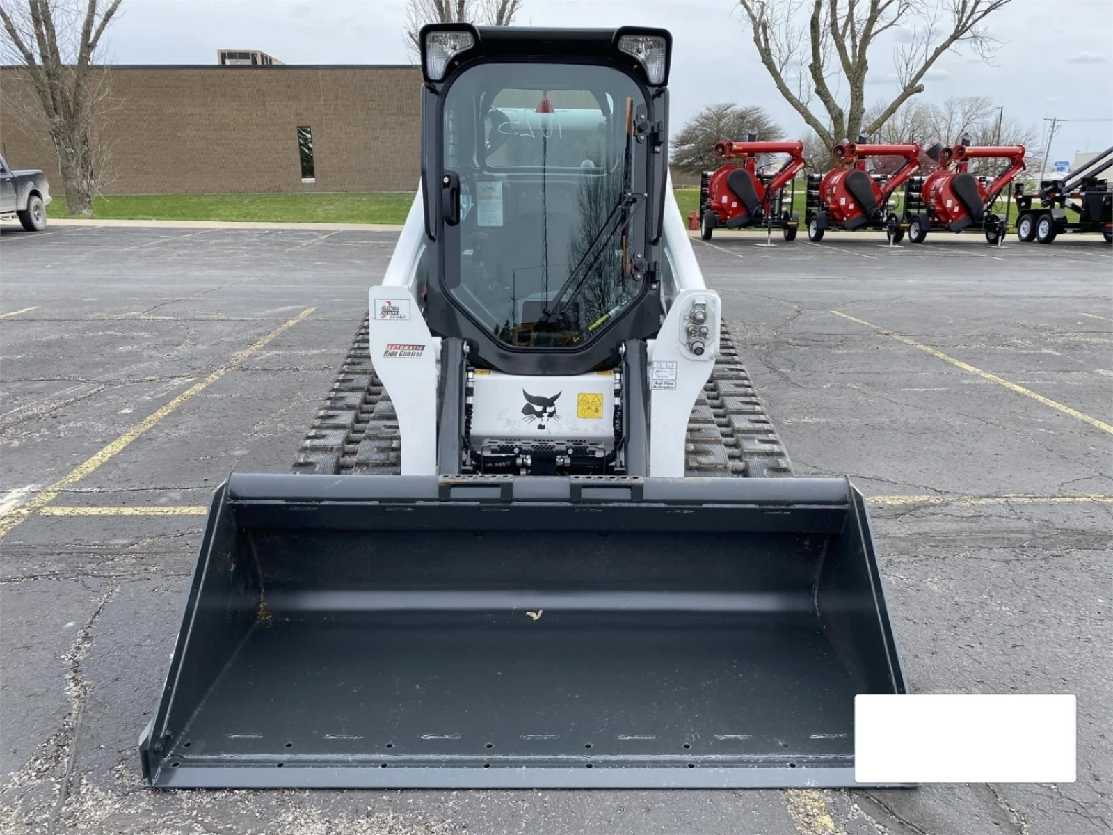 2024 погрузчик Bobcat T-Series