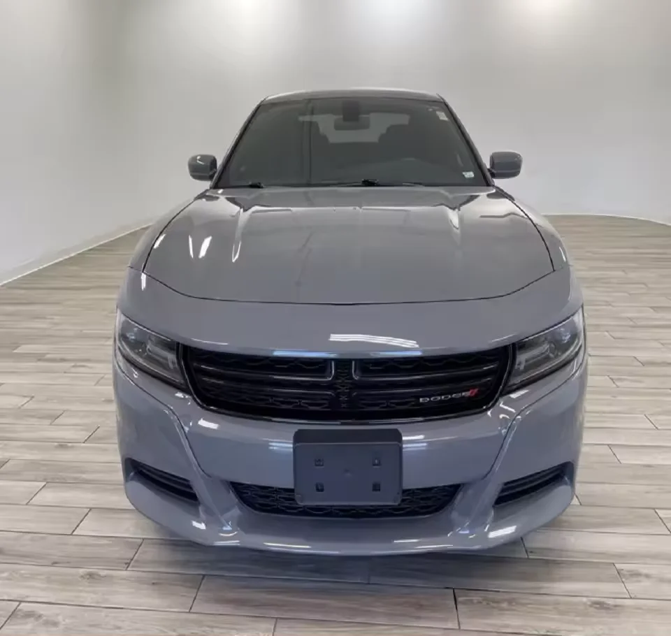 Довольно используемое 2019 Dodge зарядное устройство SXT RWD 4dr автомобиль