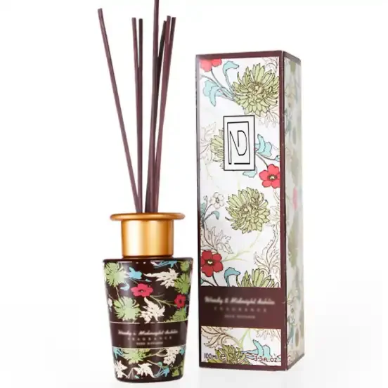 Customized Luxury Home Wedding Reed Diffuser Soft Fragrance Natural Aroma Glass Bottle with Essential Oil for Car Use