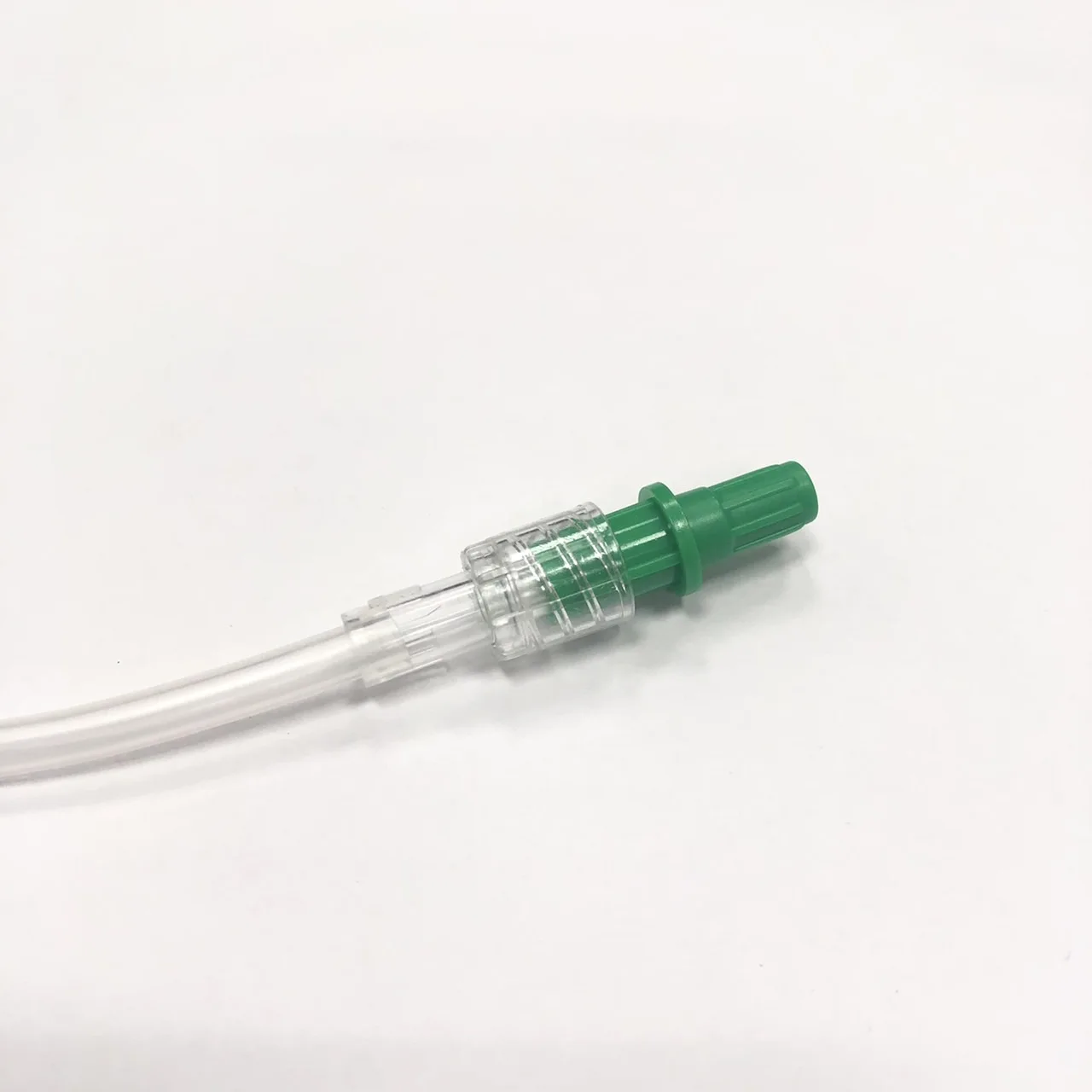 20C015 rotating male luer lock connector 4mm