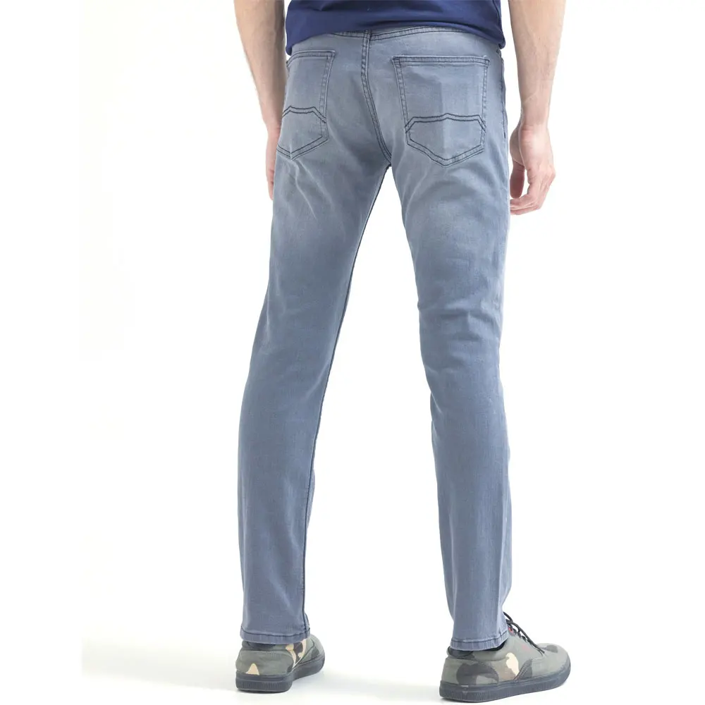 Trendy Fashionable Hot Selling Denim Comfortable Straight Fit Full Length Jeans for Boys in Different Colors Made in pakistan